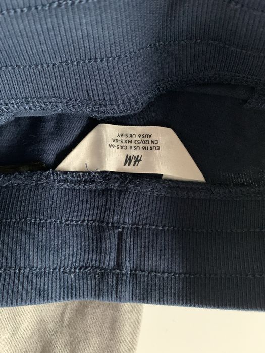 Памучни долнища H&M 116