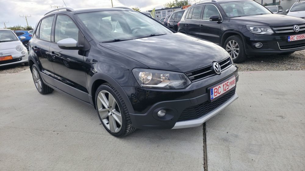 VOLKSWAGEN Polo 2012 — imagine 3