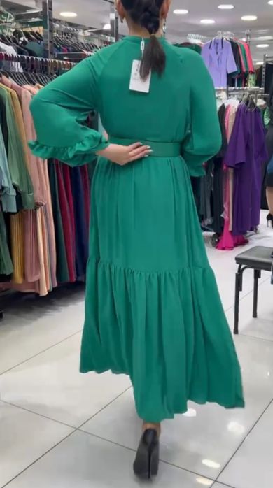 Женская длинная платье