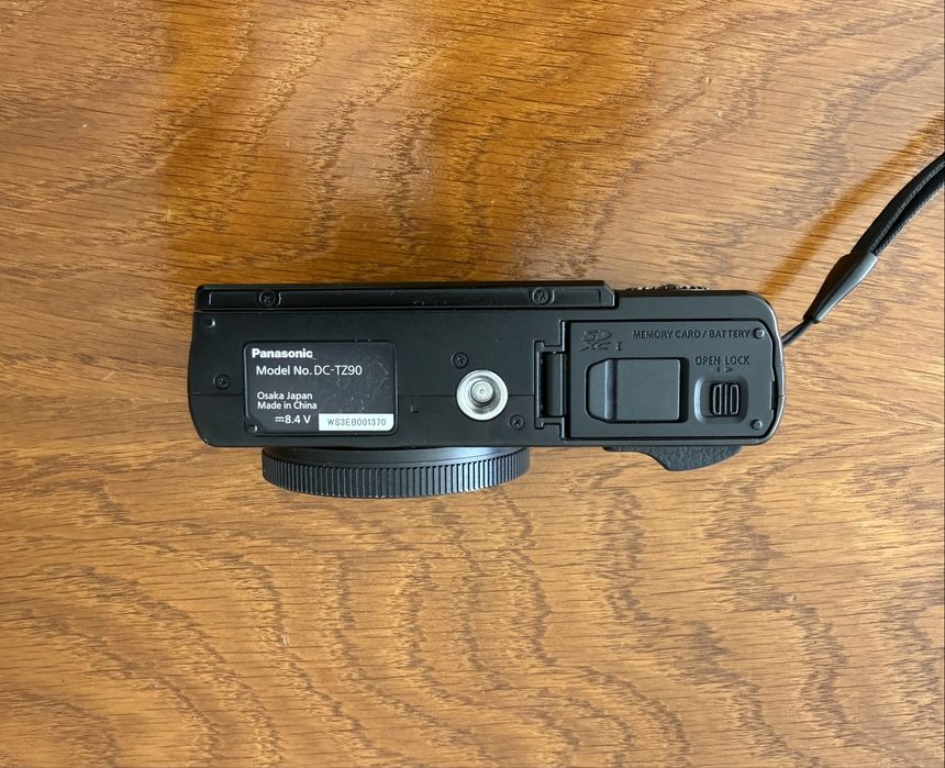 Camera foto avansata Panasonic Lumic TZ90 Leica 24-720 mm
