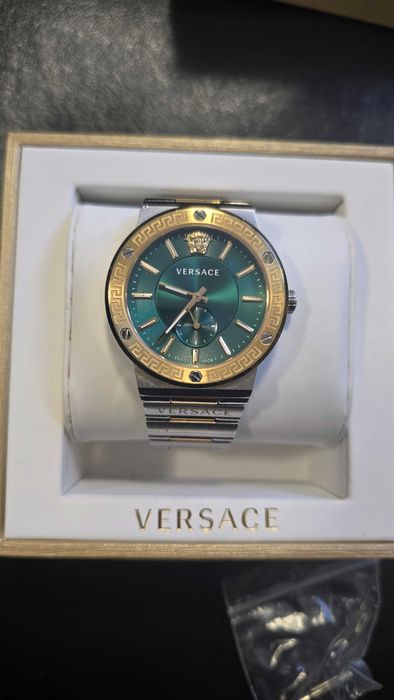 Часовник Versace