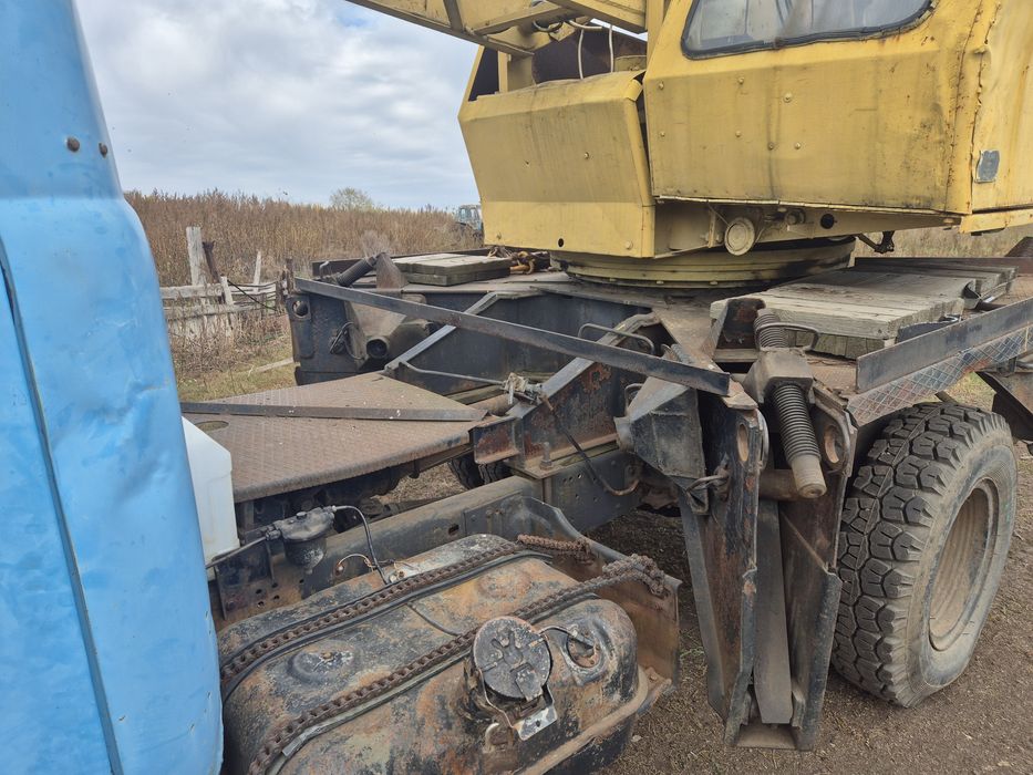 Продам автокран ЗИЛ КС-2561К