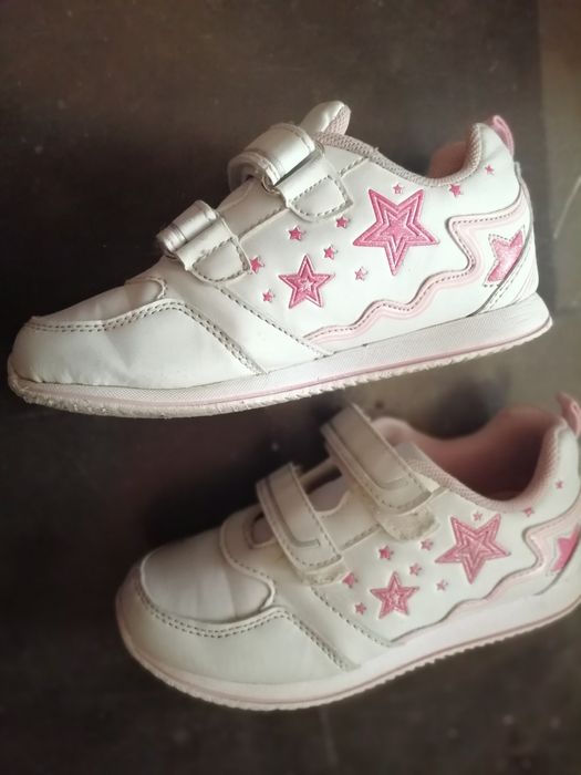 Ботушки, маратонки и чехли