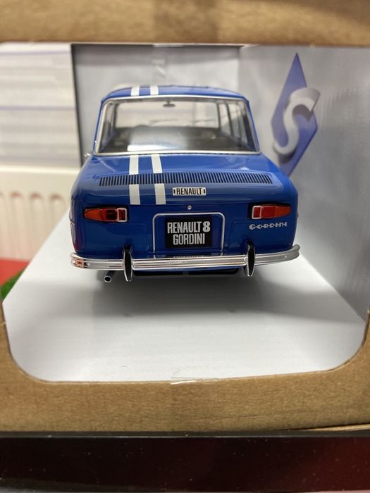 SOLIDO RENAULT 8 GORDINI 1100 machetă auto scara 1:18