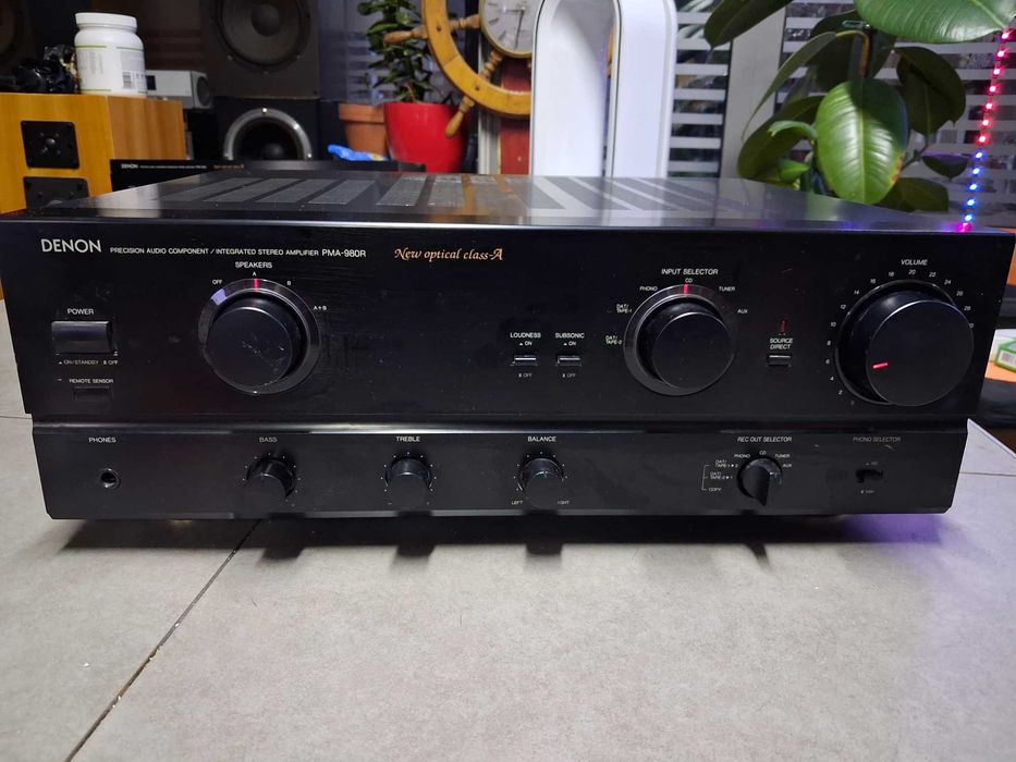 Denon PMA-980r stereo amplifier