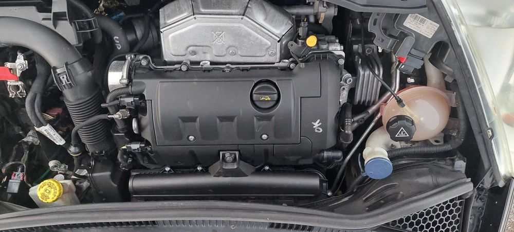 Peugeot 207 1,4 i , Пежо 207 на части! 
Февруари 2009