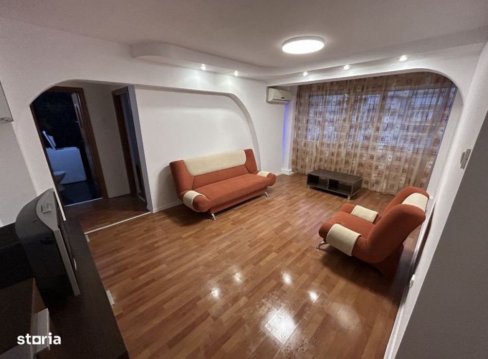 Spre inchiriere apartament 3 camere