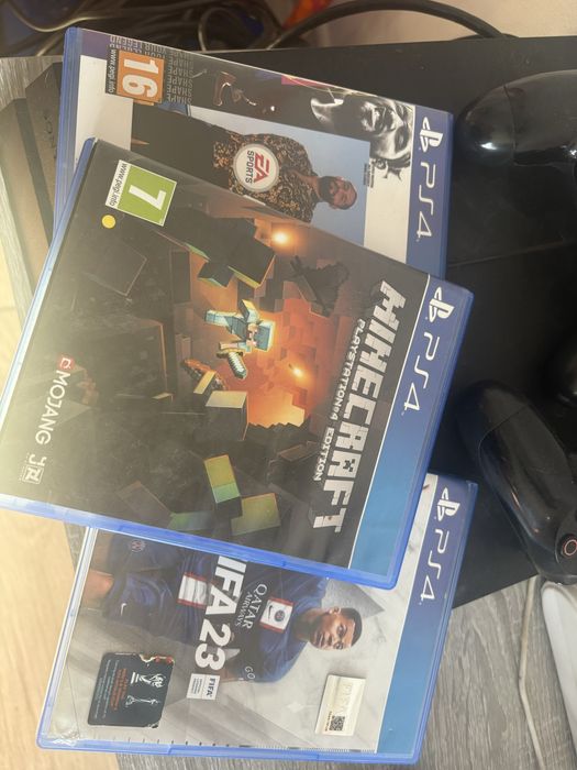 Ps4 cu 3 jocurii