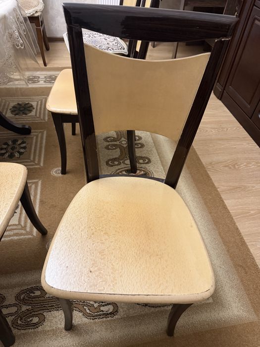 Стулья деревянные 6 шт