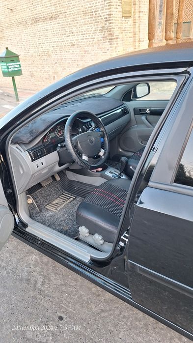 Срочно жентра сотилади