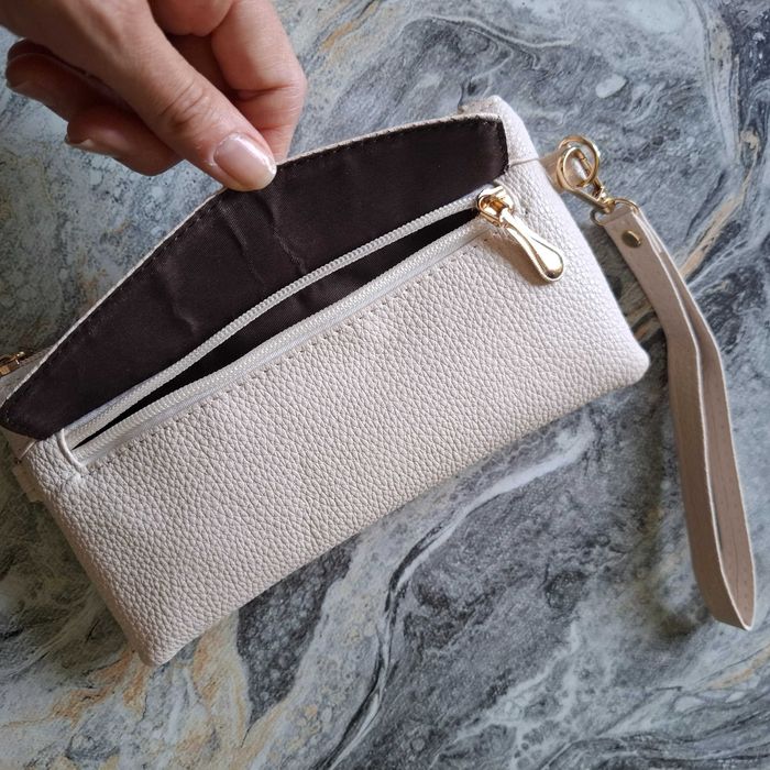 Нова дамска чанта-клъч с къса и дълга дръжка