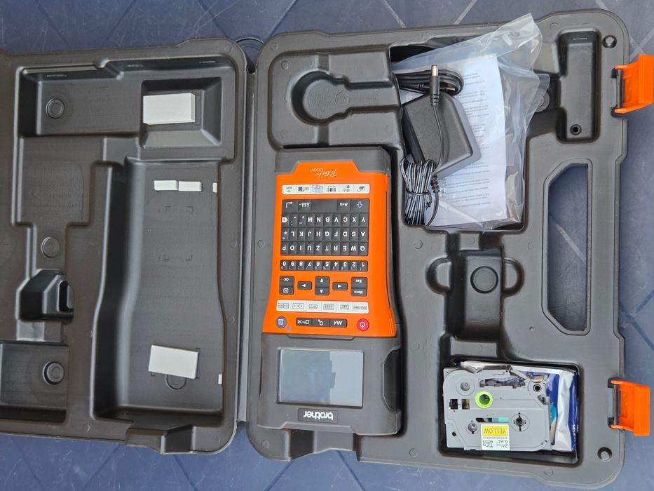 Brother P-touch E550W – професионален индустриален етикетиращ принтер