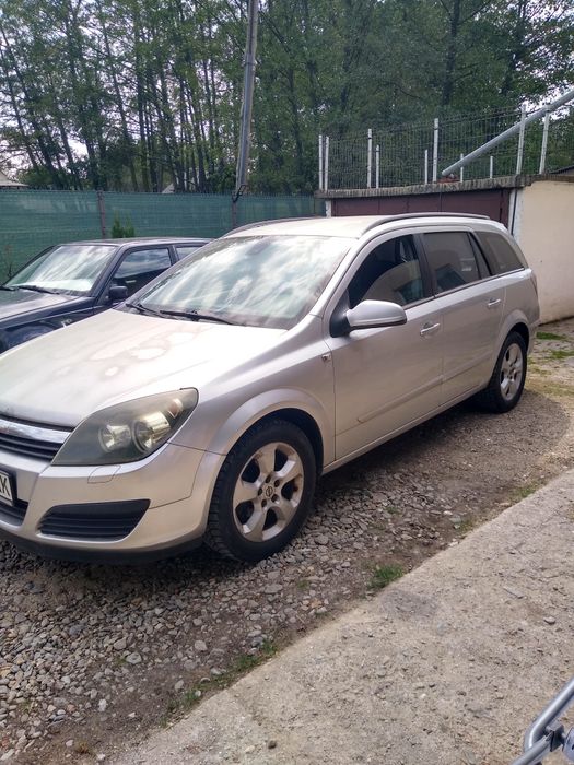 Vând Opel Astra H