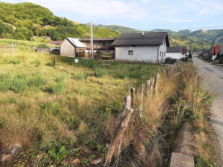 Terenuri intravilane de vânzare – Telciu, Strada Nouă / Valea Pintecosului