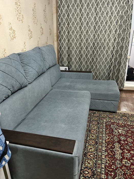 Срочно продам угловой диван