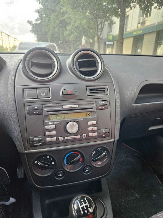FORD Fiesta 2007 — imagine 3