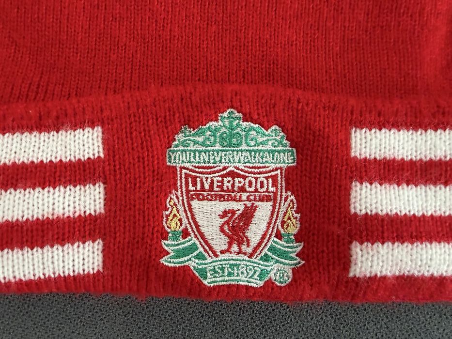 Caciula Adidas Liverpool alb rosu
