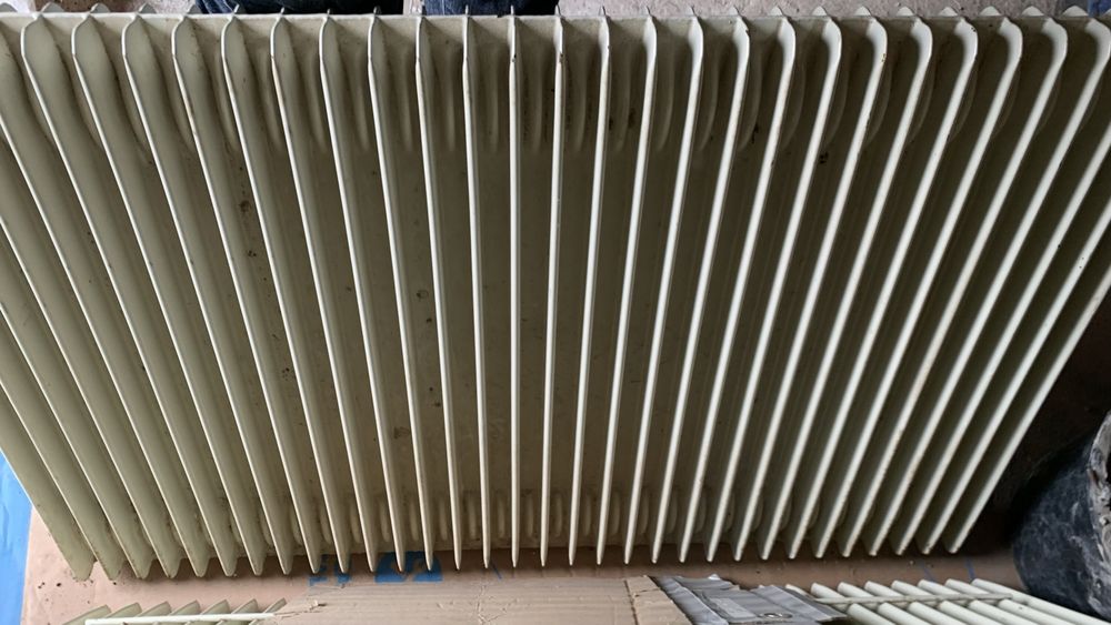 Продам  металлические батареи.