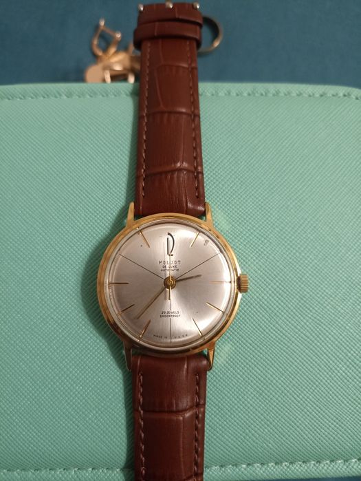 Продам часы СССР