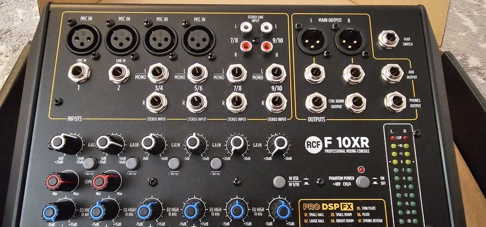 Mixer RCF FX10 Profesional cu Dsp Fx si Usb ptr inregistrari