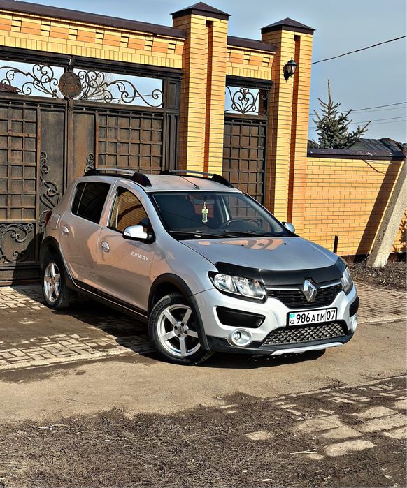 Renault Sandero/2018г/Автомат/Stepway