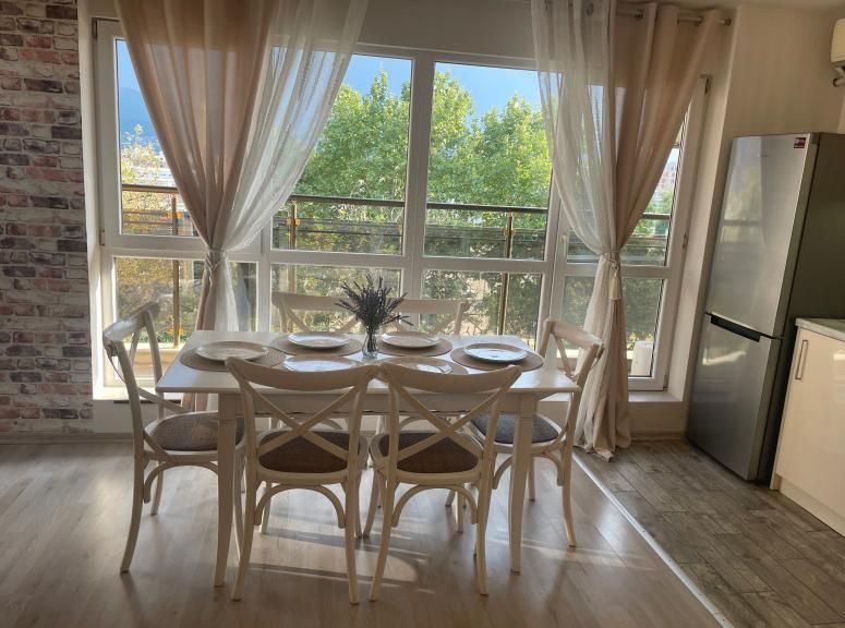 Дава се под наем Тристаен апартамент в Пловдив, Христо Смирненски - 70 кв.м за 600 € - Снимка #2