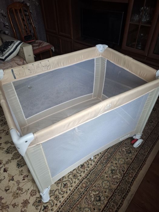 Детский манеж для ребёнка