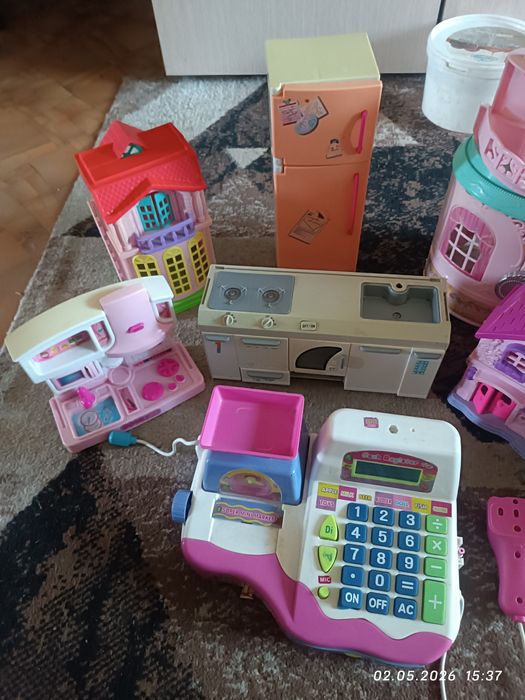 Продам игрушки все,что на фото.