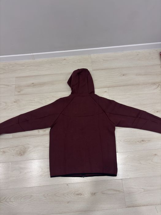 Срочно! Продам nike tech fleece