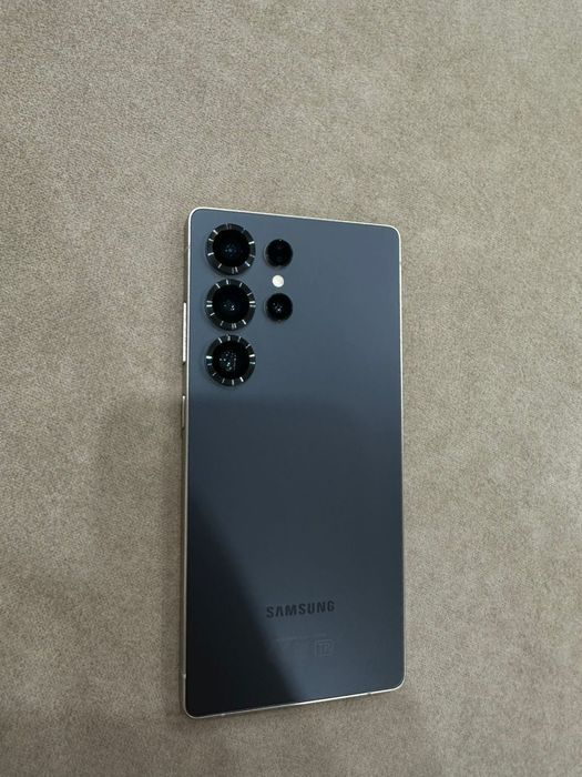 Самсунг S25 ultra