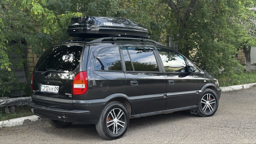 Opel Zafira 2.2 2000г