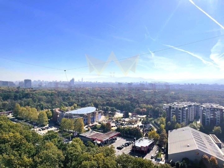 Продава се Тристаен апартамент в София, Лозенец - 83 кв.м за 3856 €/кв.м - Снимка #1