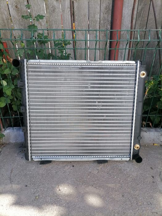 Radiator Mercedes w124 300 D