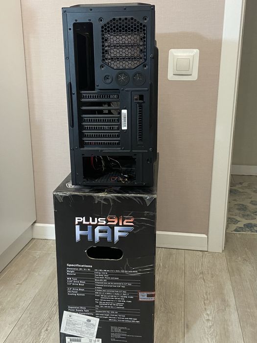 HAF 912  cooler master 2012
