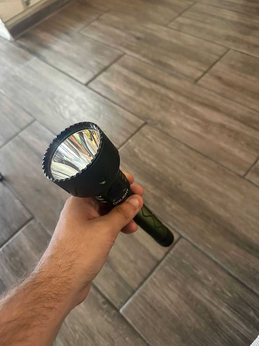 Lanterna Olight Javelot Pro 2