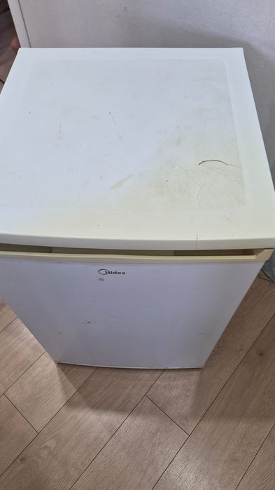 Продам  морозильник