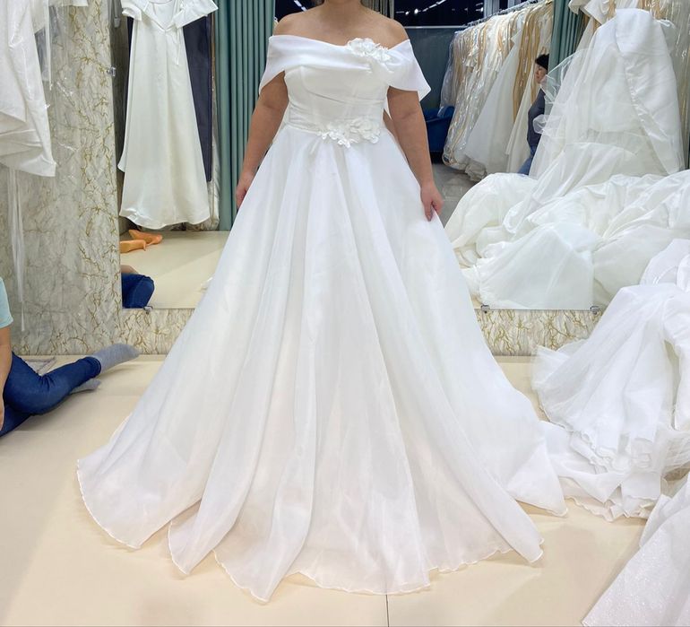 Продам свадебное платье