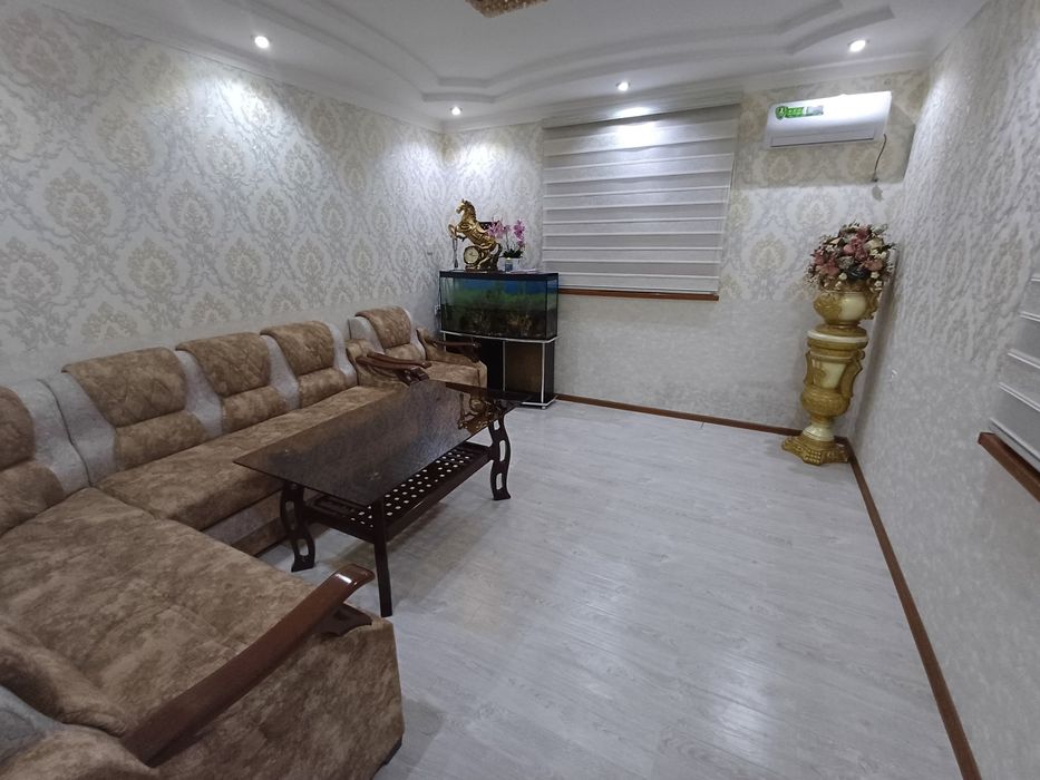 Uy uchastka,2.4sotok