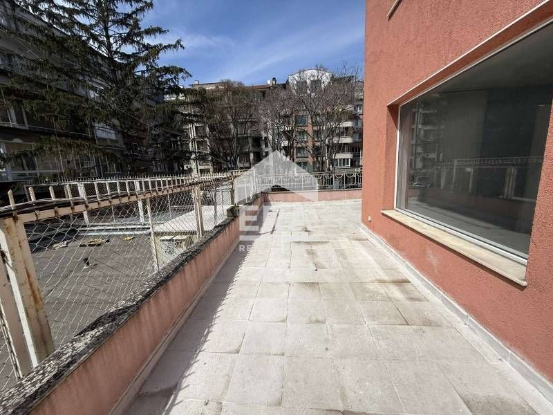 Дава се под наем Офис в Варна, Център - 105 кв.м за 987.36 € - Снимка #5