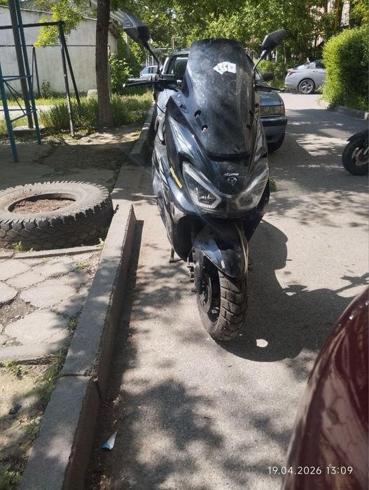 Продается макси 150куб