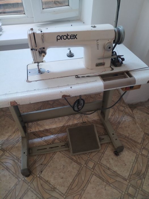 Швейная машина и оверлок