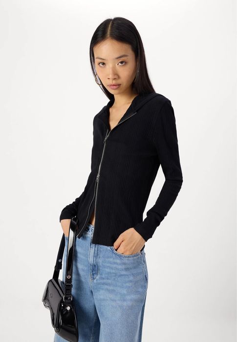 Calvin Klein jeans дамски блузи жилетки