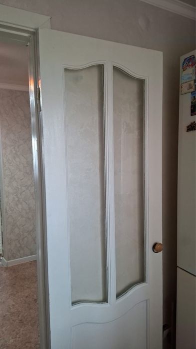 Продам  двери  ДЕРЕВО