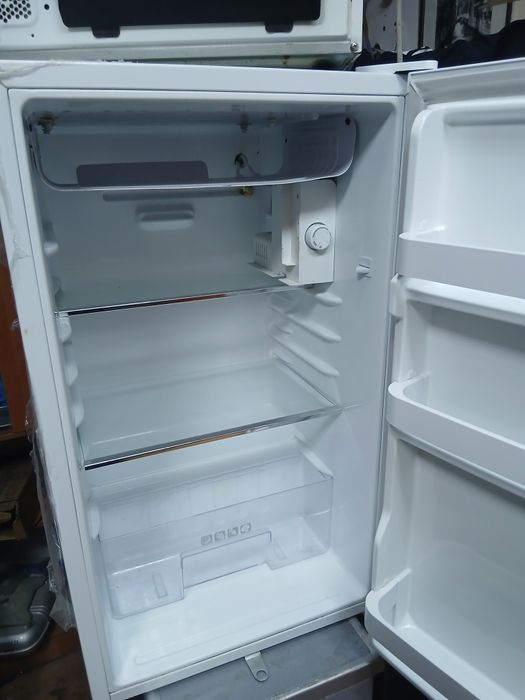 Продам холодильние