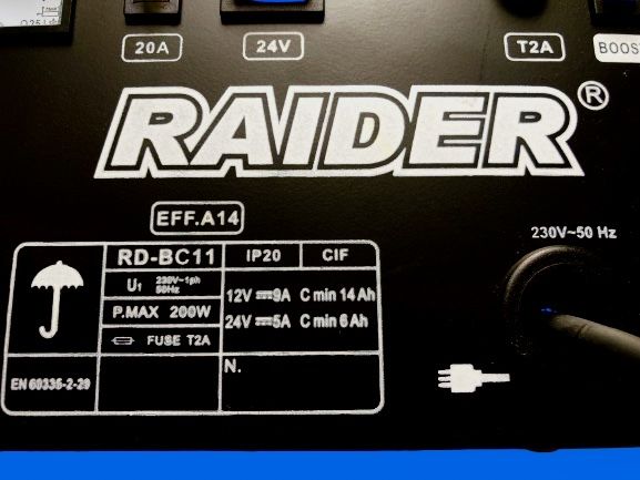 Топ Цена - 29.99€. Ново Зарядно за акумулатор RAIDER  RD-BC11 / 3.5 A, 25-135 Ah