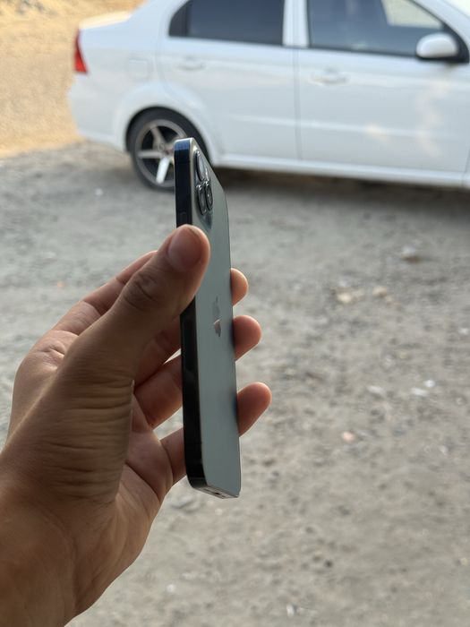 iphone 12 pro срочно продается