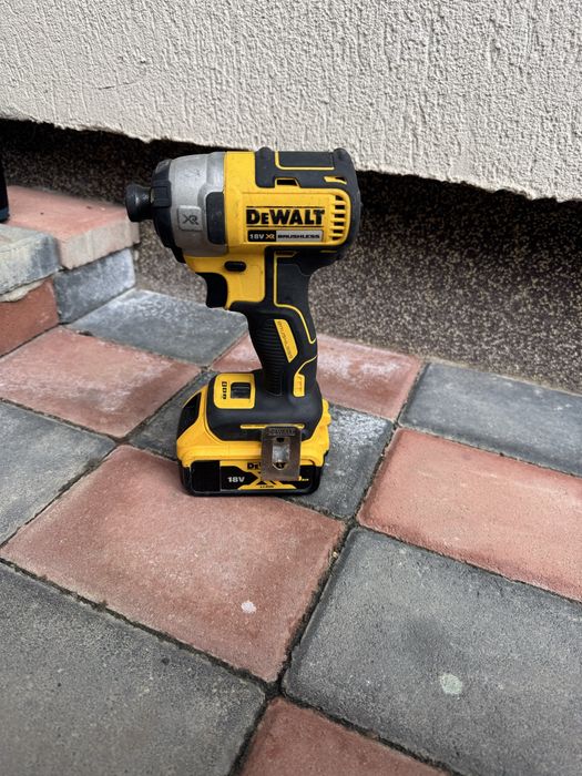 Fierestrau DewaltDCS335+impact Dewalt DCF850/887+surubelnita DCF620