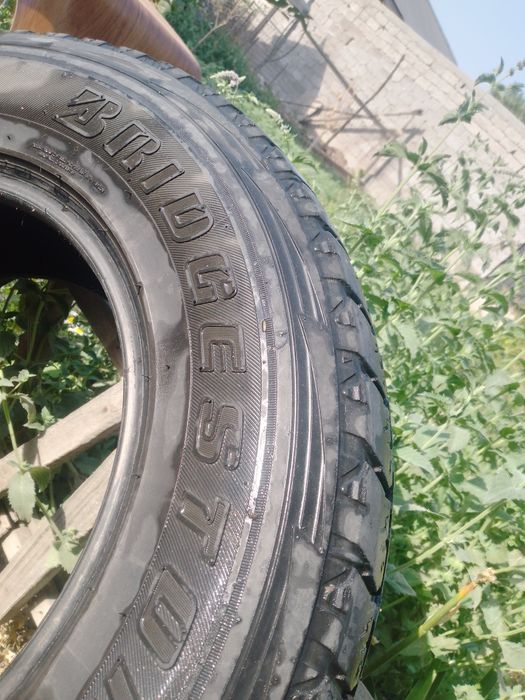 Шины на автомобиль или сельхозтехнику