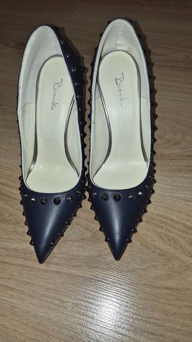 Елегантни дамски обувки Bianki