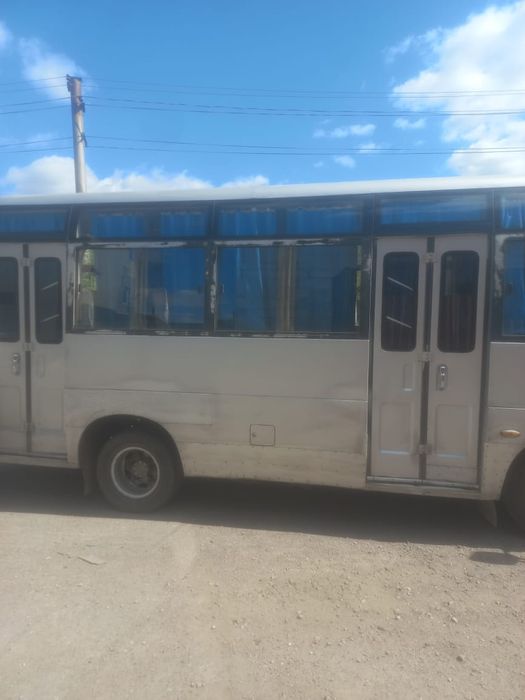 Продам автобус лишань